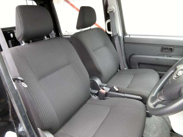 Daihatsu Hijet Deck Van 9