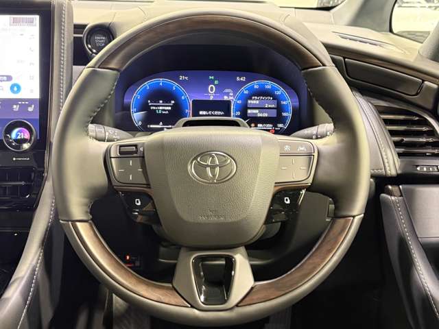 Toyota Alphard 10