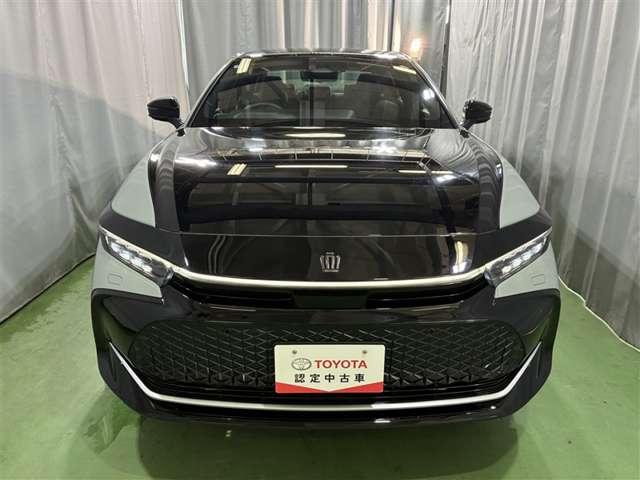 Toyota Crown Crossover 4