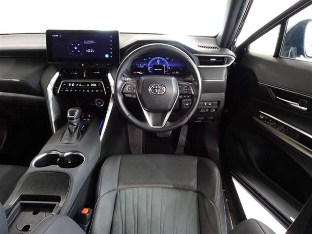 Toyota Harrier 5