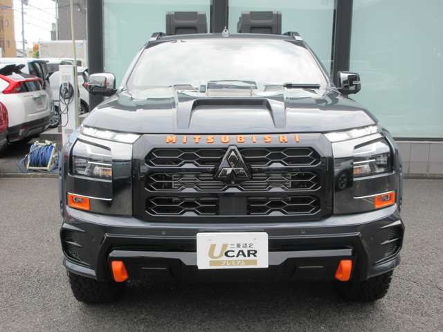 Mitsubishi Triton 2