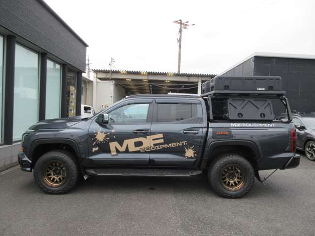Mitsubishi Triton 8