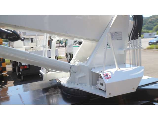 Mitsubishi Fuso Canter 11