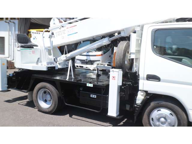 Mitsubishi Fuso Canter 4