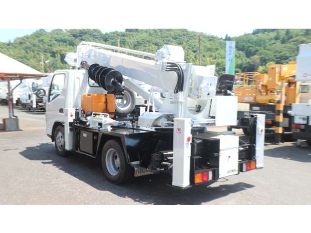 Mitsubishi Fuso Canter 7
