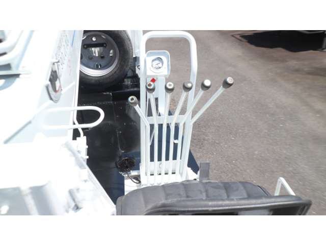 Mitsubishi Fuso Canter 8