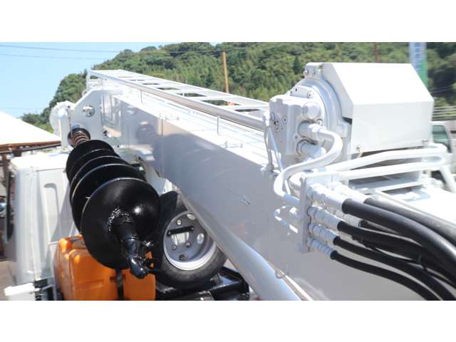 Mitsubishi Fuso Canter 10