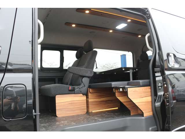 Toyota Hiace 11