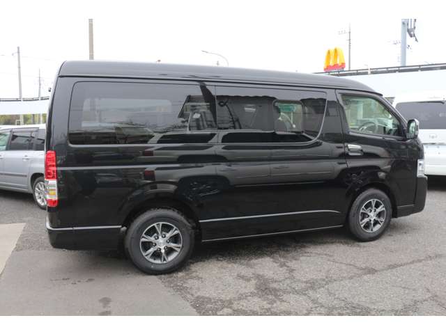 Toyota Hiace 3