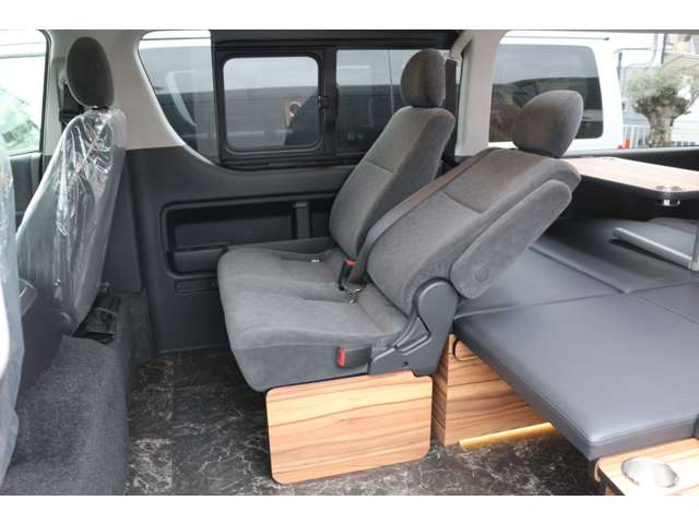 Toyota Hiace 10