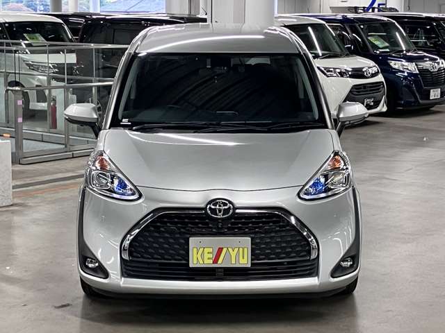 Toyota Sienta 9