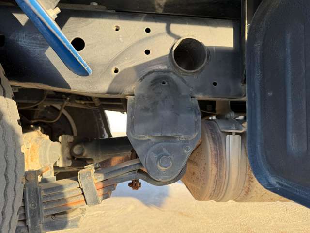 Hino Dutro 5