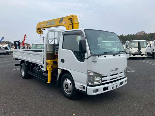 Isuzu Elf 3