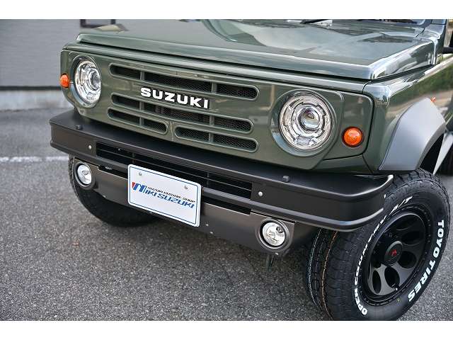 Suzuki Jimny Nomade 10