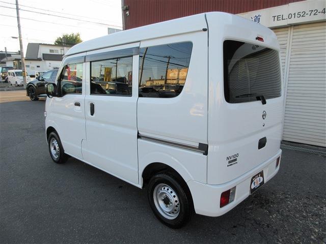 Nissan NV100 Clipper 5