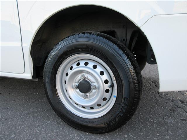 Nissan NV100 Clipper 9