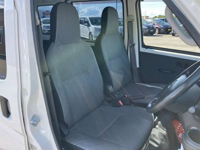 Toyota Pixis Van 12