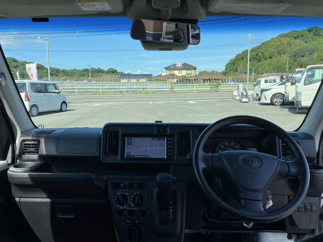 Toyota Pixis Van 13