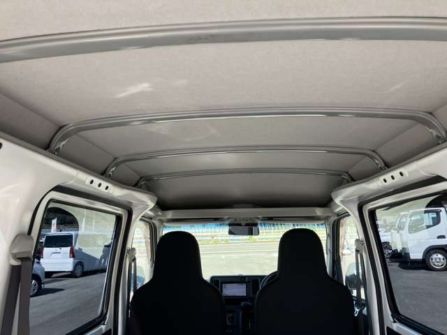 Toyota Pixis Van 7