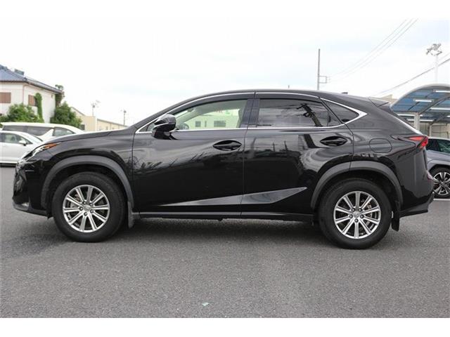 Lexus NX 9