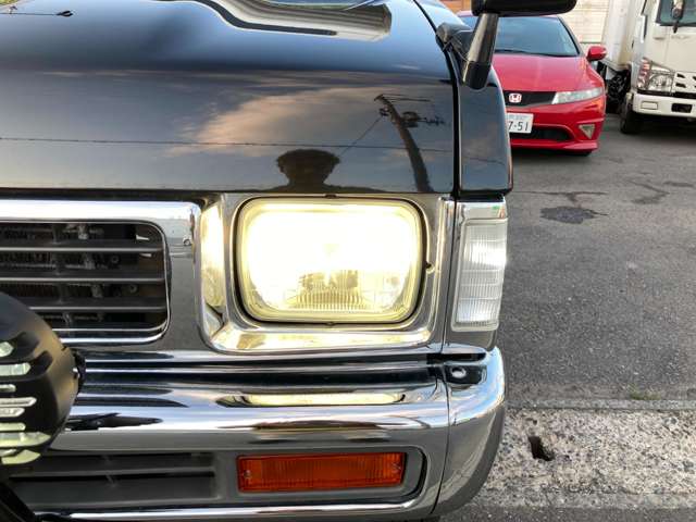 Nissan Datsun 10