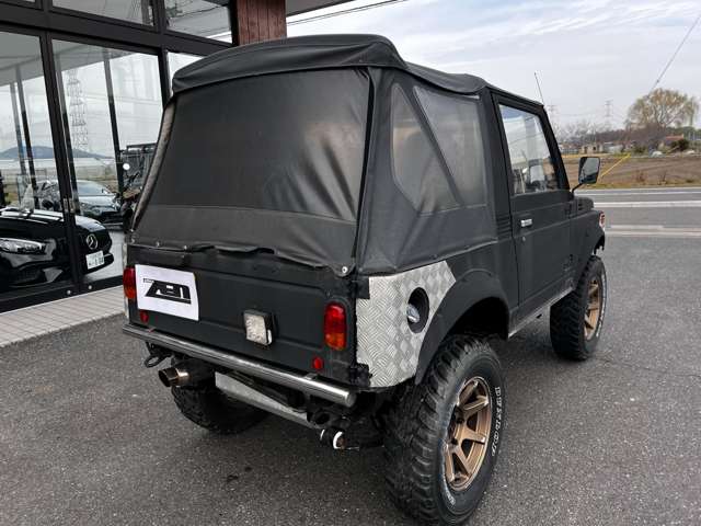 Suzuki Jimny 4