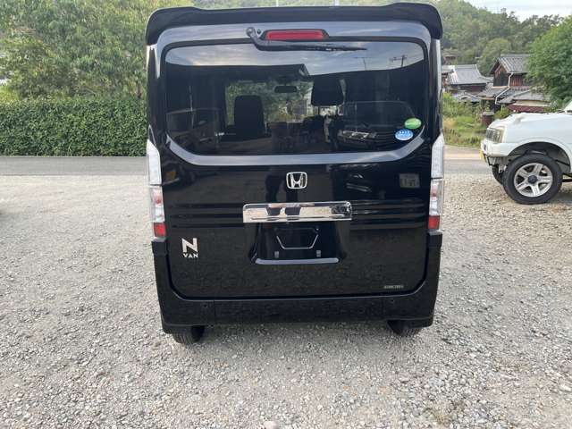 Honda N-VAN 8