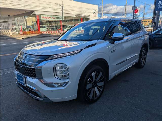 Mitsubishi Outlander 2