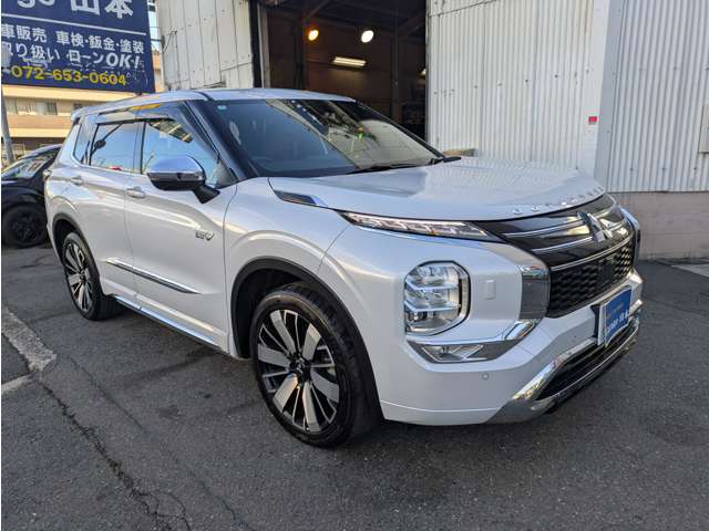 Mitsubishi Outlander 4