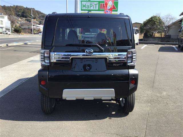 Daihatsu Taft 6