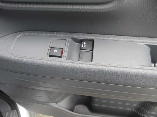 Honda N-VAN 12