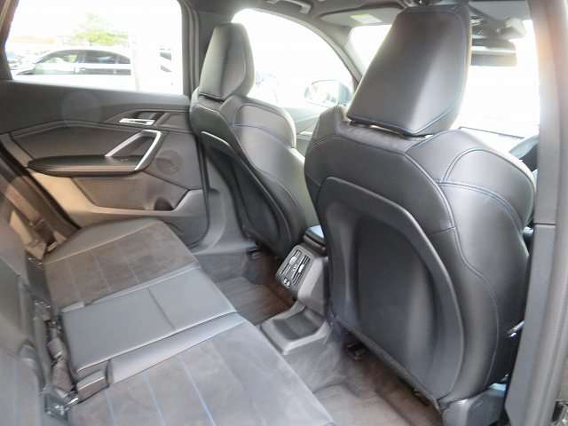 BMW X1 12