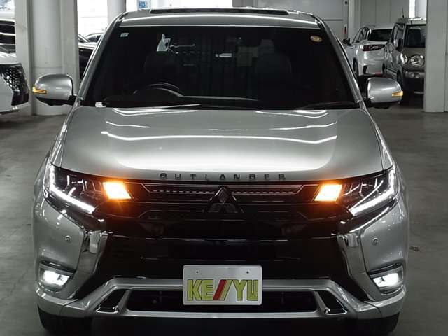 Mitsubishi Outlander PHEV 9