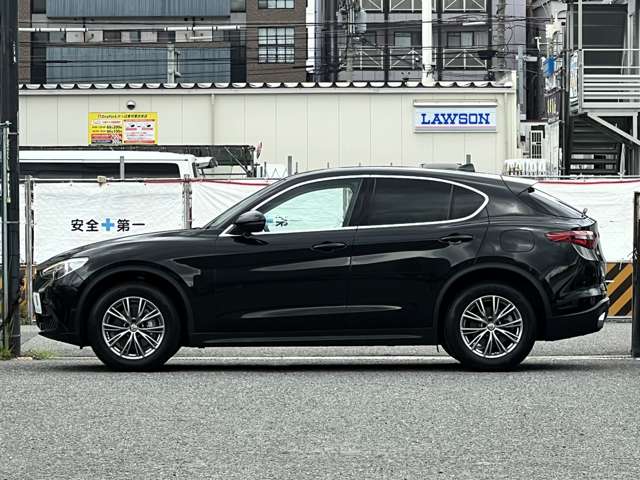 Alfa Romeo Stelvio 6