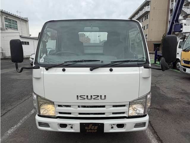 Isuzu Elf 7