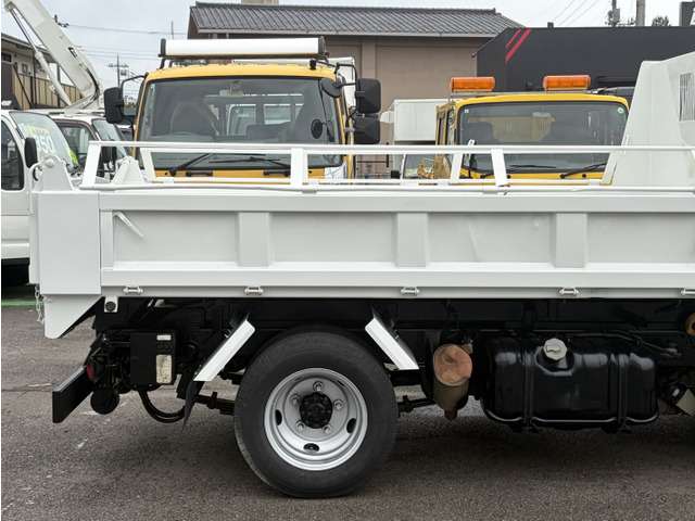 Isuzu Elf 10