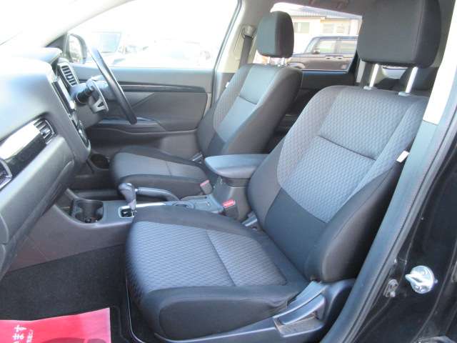 Mitsubishi Outlander 6