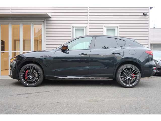 Maserati Levante 12