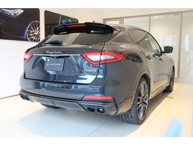 Maserati Levante 3