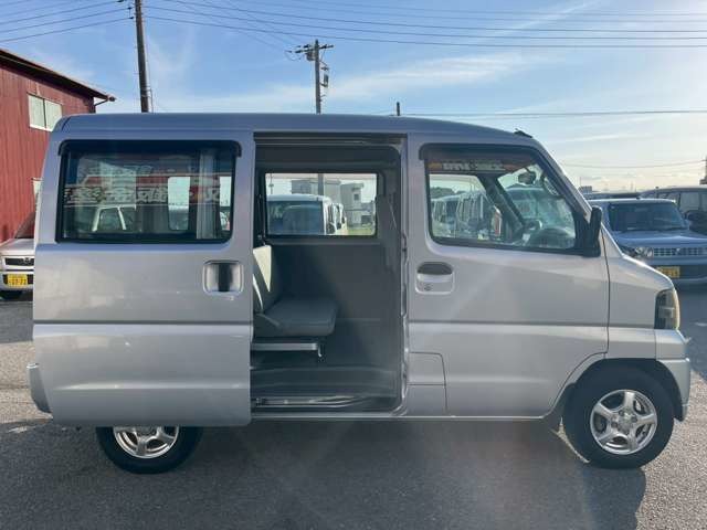 Nissan NV100 Clipper 8