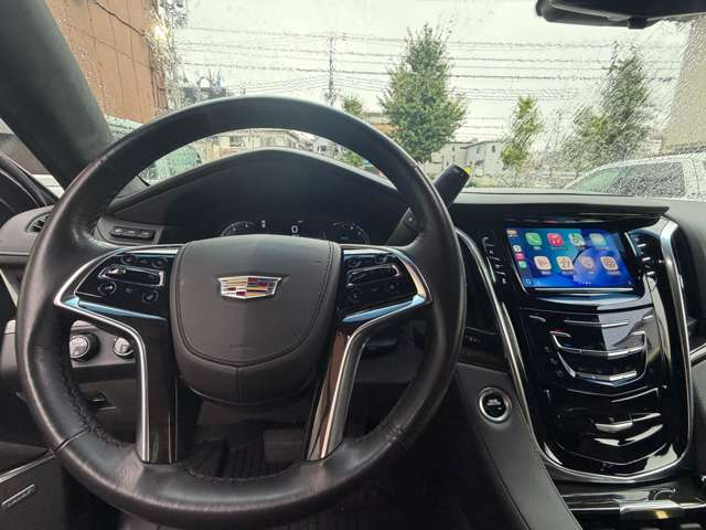 Cadillac エスカレード 2
