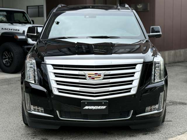 Cadillac エスカレード 4