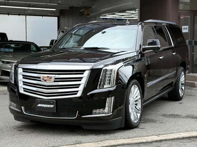 Cadillac エスカレード 6
