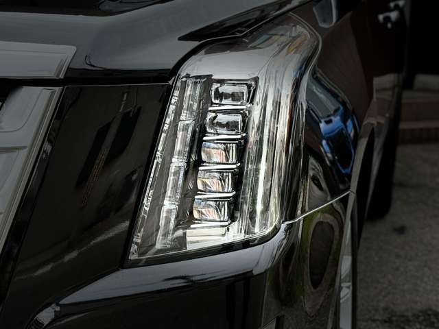 Cadillac エスカレード 8