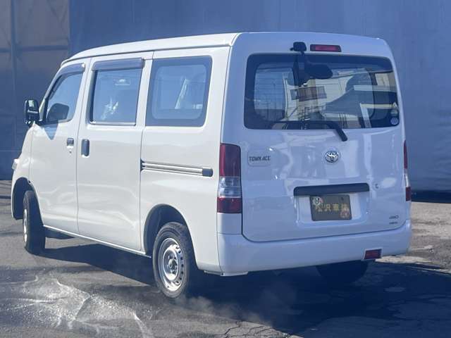 Toyota Town Ace Van 6