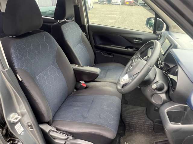 Mitsubishi eK X 6
