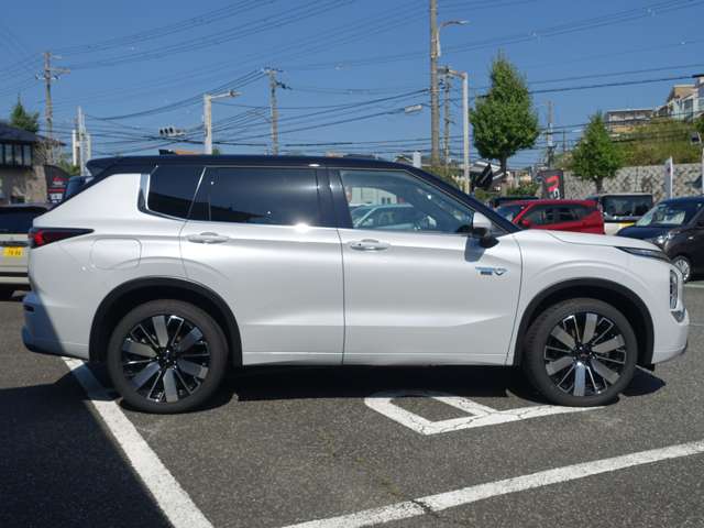 Mitsubishi Outlander 12