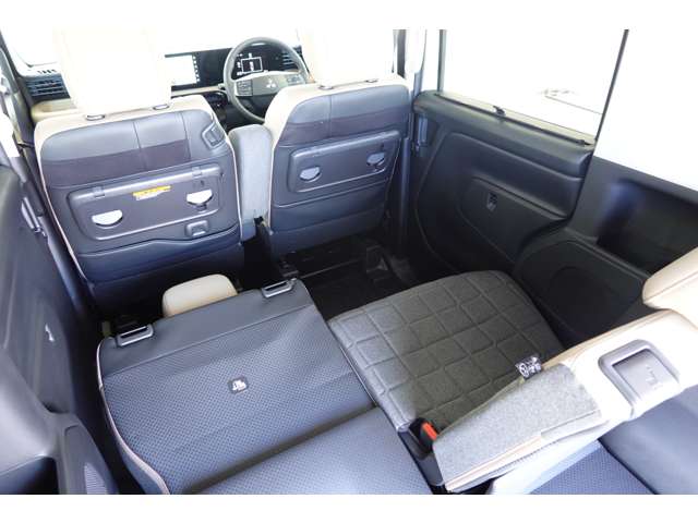 Mitsubishi Delica Mini 10