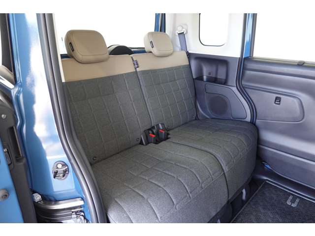 Mitsubishi Delica Mini 12
