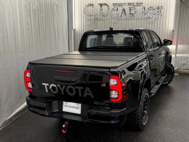 Toyota Hilux 4